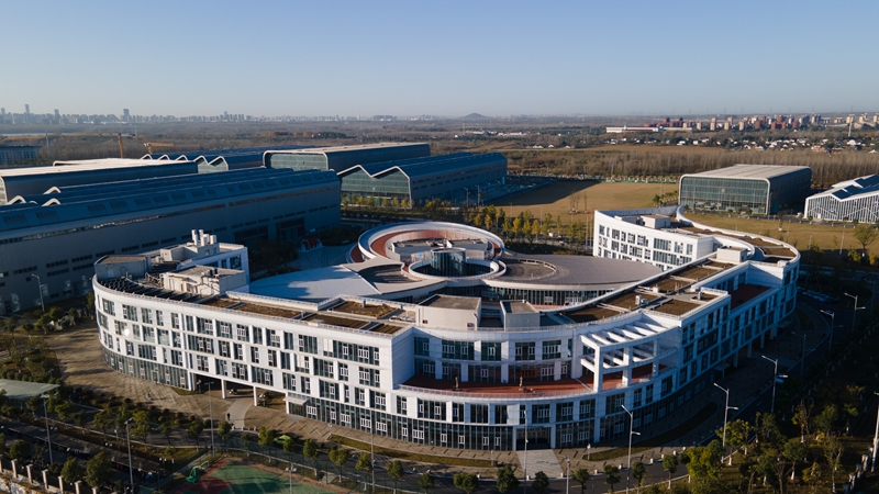 乘长风破万里浪——以习近平同志为核心的党中央引领中国式现代化迈出新的坚实步伐「相关图片」